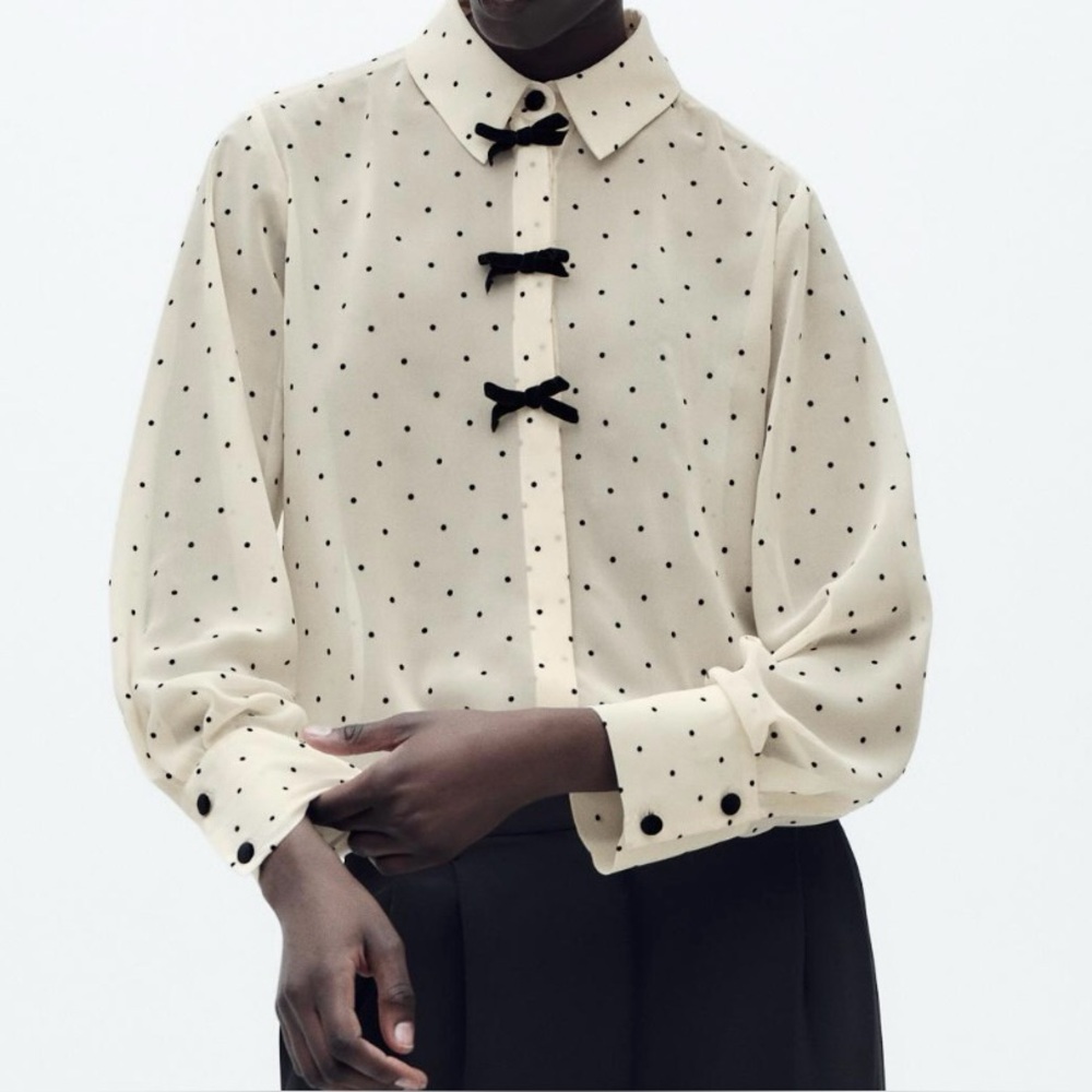 Zara Button Down polka dot Shirt with velvet bow/ buttons